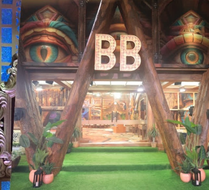 Bigg Boss 19 Theme: बिग बॉस 19 की थीम क्या है? क्या होगा नए सीजन में खास, यहां है हर अपडेट