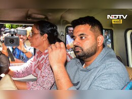 माजी पंतप्रधानांचा नातू, माजी मुख्यमंत्र्यांचा लेक, बलात्कार प्रकरणात दोषी ठरला, कोर्टात ढसाढसा रडला