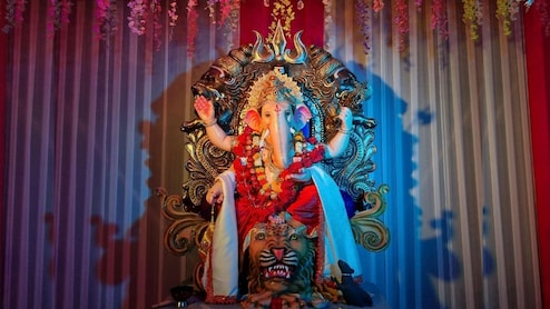 Ganesh Chaturthi 2025: आज से गणेश महोत्सव शुरू, जानिए गणपति स्थापना का शुभ मुहूर्त, पूजन विधि से विसर्जन तक