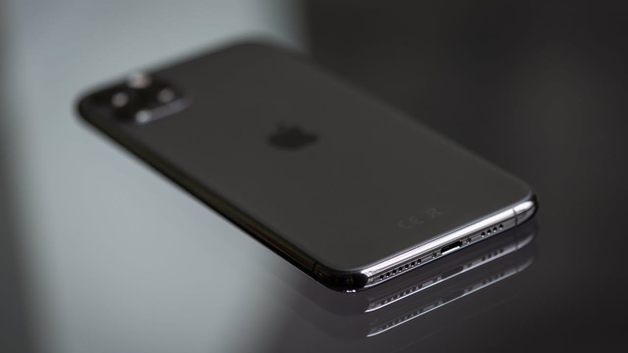iPhone 17 Pro Max Pre-Booking Date And Where To Buy It Online In India