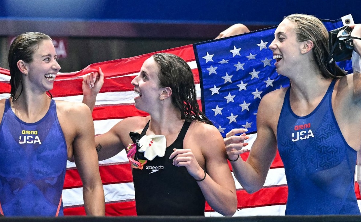 United States Smash Womens 4x100m Medley Relay World Record