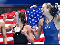 United States Smash Womens 4x100m Medley Relay World Record