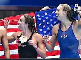 United States Smash Women's 4x100m Medley Relay World Record United States Smash Women's 4x100m Medley Relay World Record