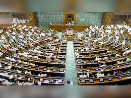 संसद में 37 घंटे ही हो पाई चर्चा, जनता को हो गया कई सौ करोड़ का नुकसान संसद में 37 घंटे ही हो पाई चर्चा, जनता को हो गया कई सौ करोड़ का नुकसान