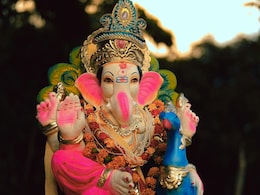 मुंबई में लालबागचा राजा की एक झलक पाने के लिए लोग उत्सुक, जानिए कहां क्या है स्पेशल