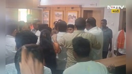 Shivsena News: मंत्र्यांनी पाठ फिरवताच, शिंदे गटाच्या नेत्यांचा तुफान राडा, पकडून पकडून हाणलं
