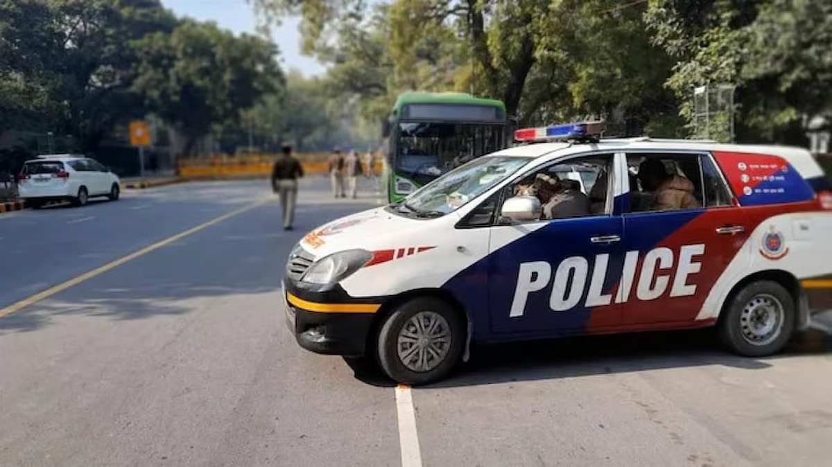 सात साल पहले 2 किलो सोना लेकर हुए थे फरार, दिल्‍ली पुलिस ने एयरपोर्ट पर ही बंटी-बबली को धरा