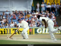 IND vs ENG: क्रिस वोक्स की तरह टूटे हाथ के साथ बल्लेबाजी के लिए आया था इंग्लिश बल्लेबाज, साबित हुआ करियर का आखिरी मैच IND vs ENG: क्रिस वोक्स की तरह टूटे हाथ के साथ बल्लेबाजी के लिए आया था इंग्लिश बल्लेबाज, साबित हुआ करियर का आखिरी मैच