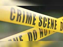 मदरसे में नाबालिग छात्रा की संदिग्ध मौत, परिजन ने लगाया मौलवी पर हत्या का आरोप मदरसे में नाबालिग छात्रा की संदिग्ध मौत, परिजन ने लगाया मौलवी पर हत्या का आरोप
