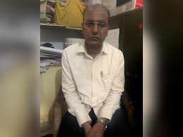 ACB Action: 9000 रुपये की रिश्वत लेते थाने का ASI गिरफ्तार, मुकदमे में राहत देने के लिए हुई थी डील ACB Action: 9000 रुपये की रिश्वत लेते थाने का ASI गिरफ्तार, मुकदमे में राहत देने के लिए हुई थी डील