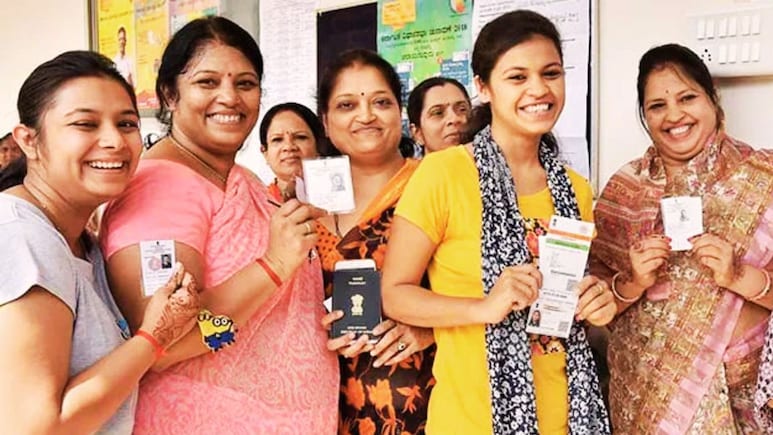 बिहार की फाइनल वोटर लिस्ट में घटे 48 लाख मतदाता, 14 लाख युवा वोटर्स जुड़े, पढ़ें पूरी डिटेल