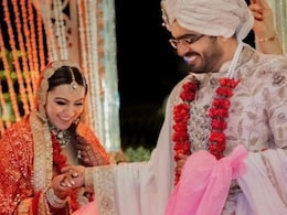 Hansika Motwani's Instagram Silence Raises Buzz Of Separation From Sohael Khaturiya 2 Years After Wedding Hansika Motwani's Instagram Silence Raises Buzz Of Separation From Sohael Khaturiya 2 Years After Wedding