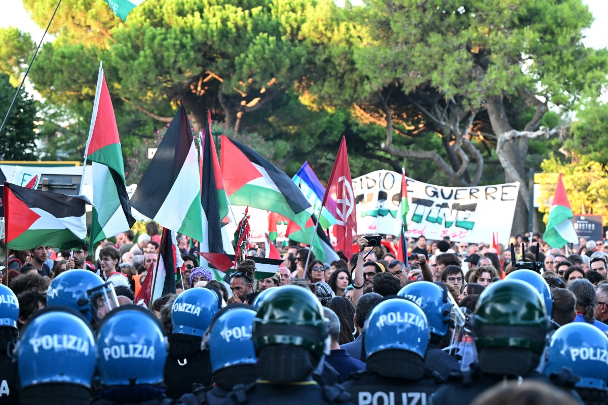 Thousands Protest Israeli Siege Of Gaza Near Venice Film Festival