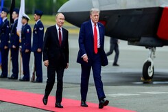 Trump-Putin Alaska Summit Ends in Spectacle| Zelenskyy Heads to White House Trump-Putin Alaska Summit Ends in Spectacle| Zelenskyy Heads to White House