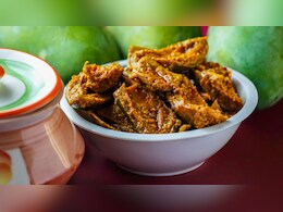 क्या ज्यादा पुराना अचार खाना सेहत के लिए ठीक होता है? चटकारे लेकर खाने से पहले डॉक्टर से जान लें फायदे-नुकसान क्या ज्यादा पुराना अचार खाना सेहत के लिए ठीक होता है? चटकारे लेकर खाने से पहले डॉक्टर से जान लें फायदे-नुकसान