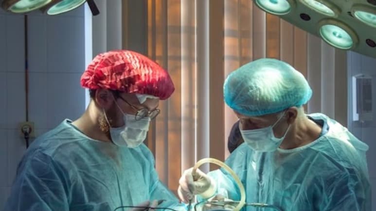 Chinese Doctors Remove 2kg Hairball From Teen Who Ate Her Own Hair For 6 Years