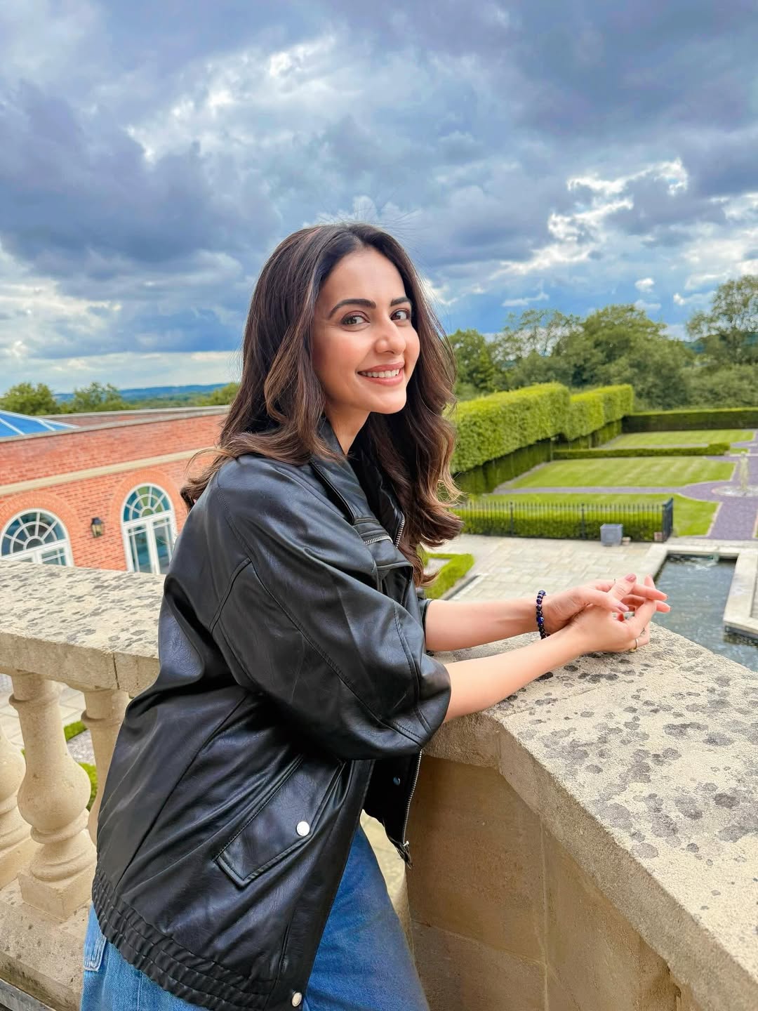 Explore London Like Rakul Preet Singh With These 5 Must-Do Activities