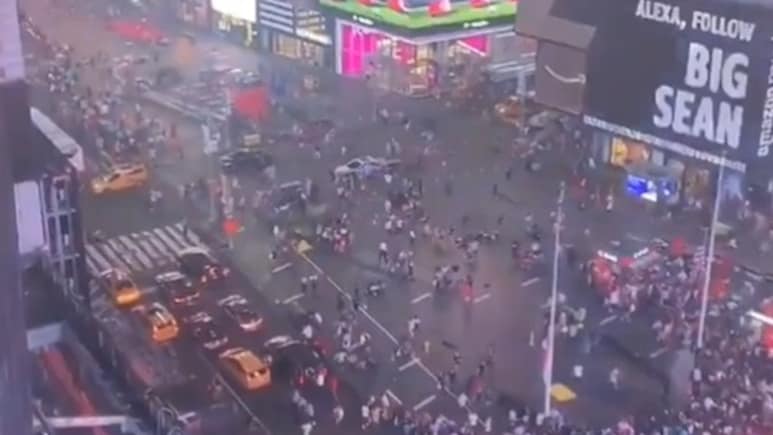 3 Injured In Shooting At New York's Times Square, Suspect Taken Into Custody 3 Injured In Shooting At New York's Times Square, Suspect Taken Into Custody