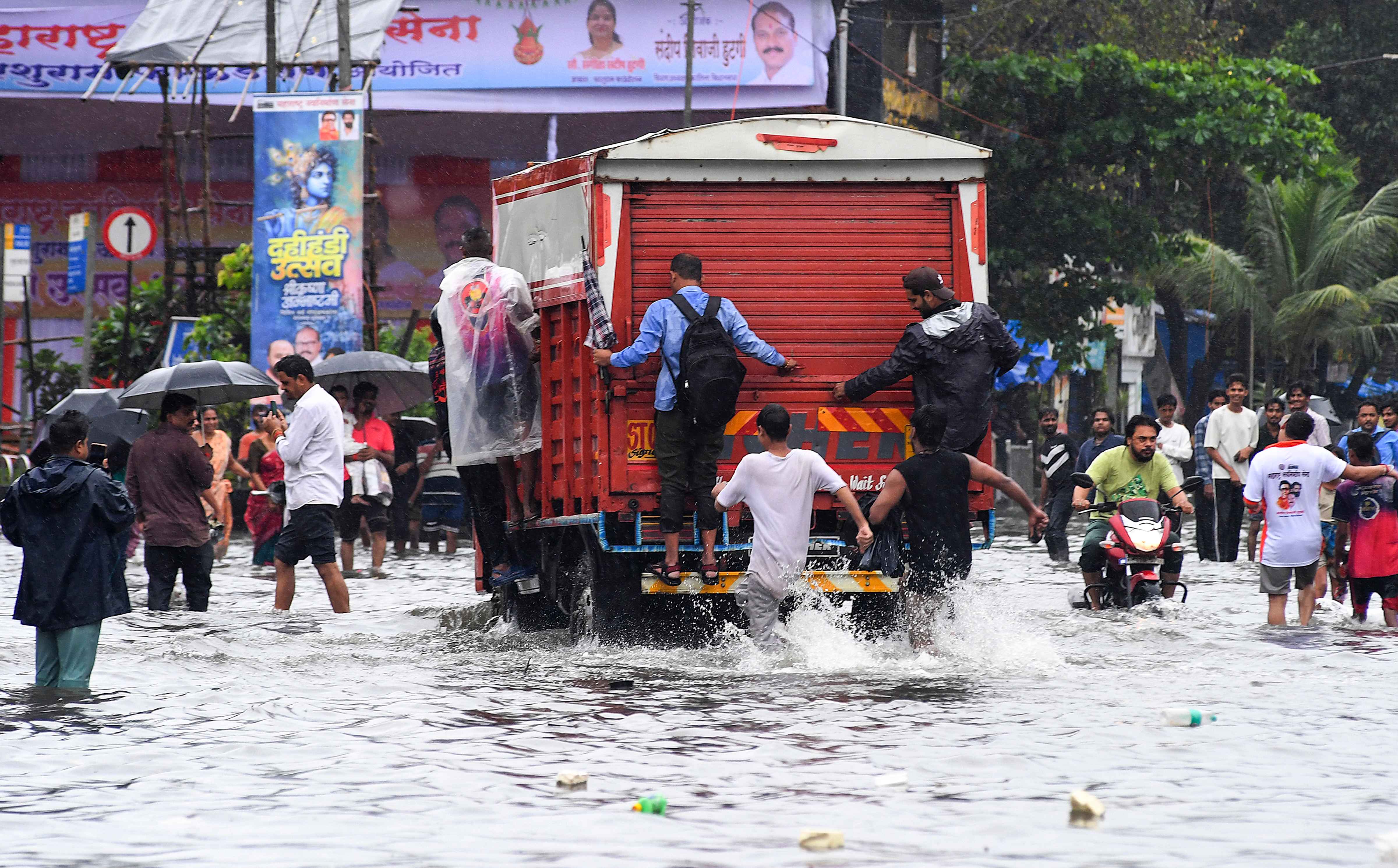 Mumbai Records Heavy Overnight Rain, Over 100 mm In Parts Amid Red Alert