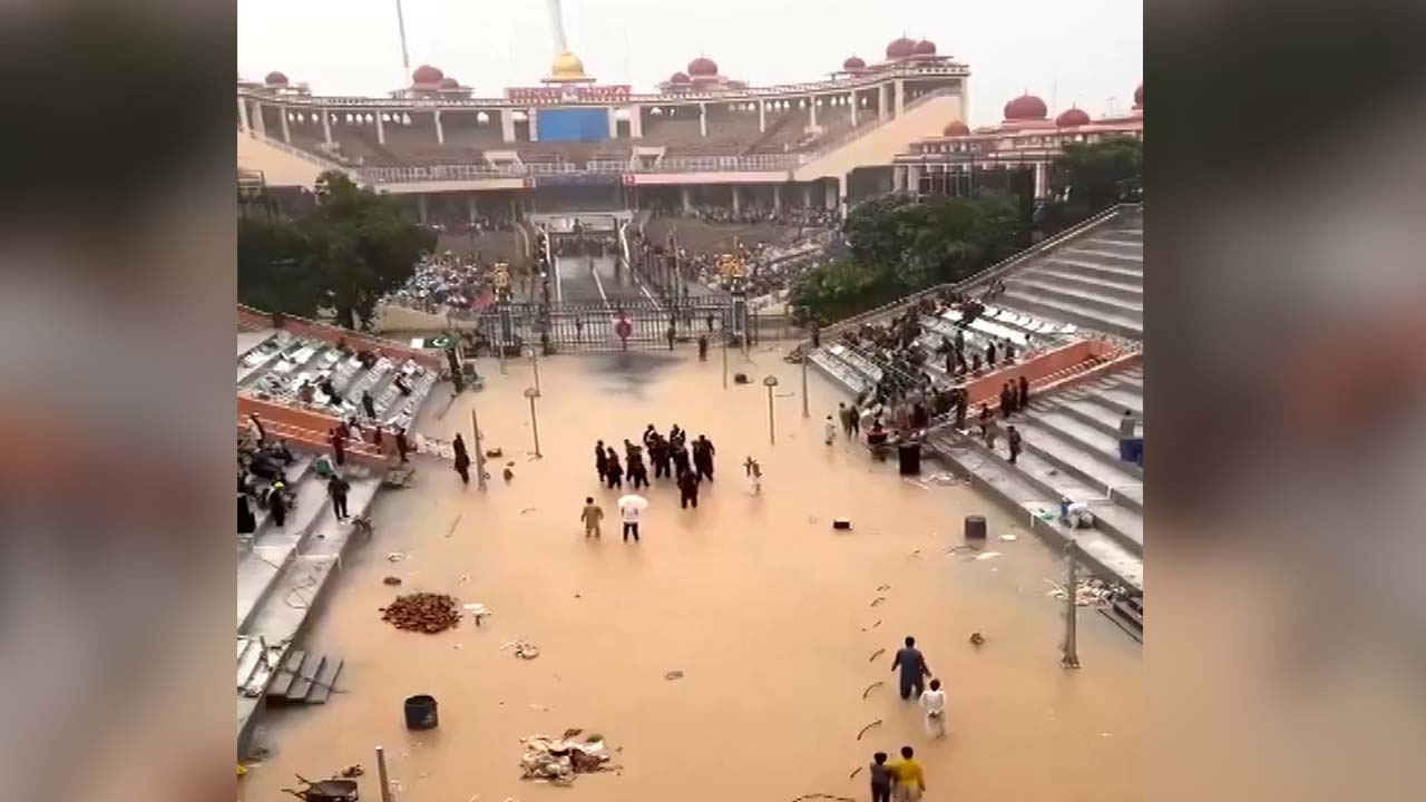 Heavy Rains Flood Pakistan's Wagah Border, Disrupt Border Movement