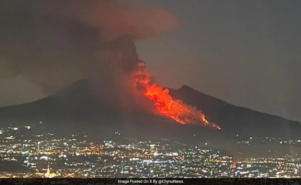 Италианските пожарникари в неделя се справиха с див огън на