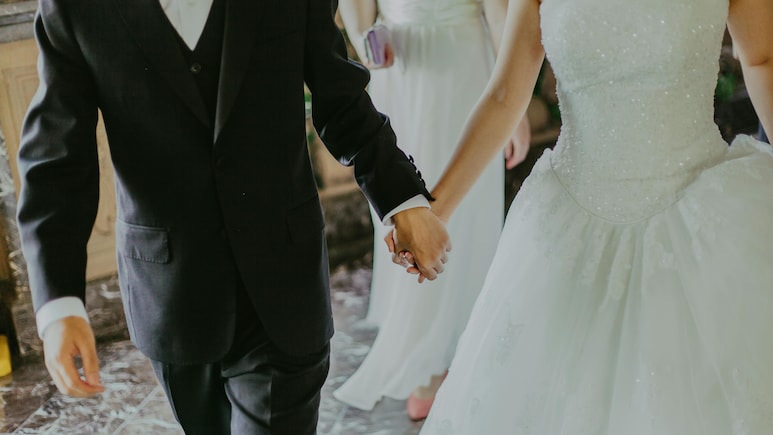 Paris Startup Lets Strangers Party At Your Wedding To Cover Costs