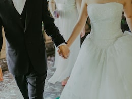 Paris Startup Lets Strangers Party At Your Wedding To Cover Costs Paris Startup Lets Strangers Party At Your Wedding To Cover Costs