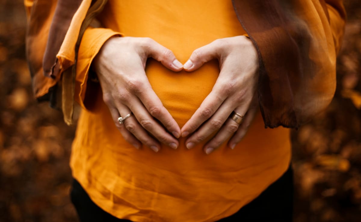 Can Pollution Mess With Hormones? What Everyone Must Know About AQI And Fertility