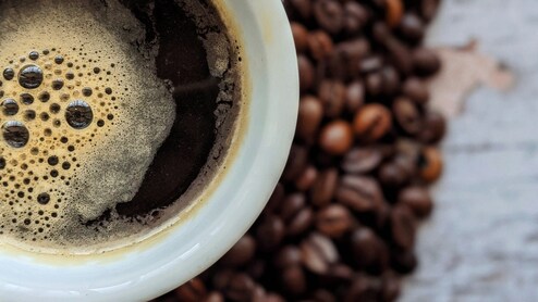 Nighttime Coffee Drinking May Increase Impulsivity In Women: Study