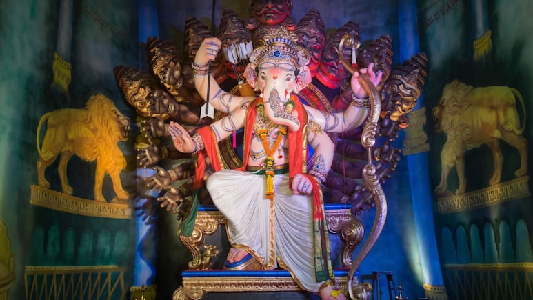 Ganesh Chaturthi 2025:  गणपति स्थापना का सबसे शुभ दिन कौन सा है? 26 या 27 अगस्त, जानें सही तारीख और मुहूर्त