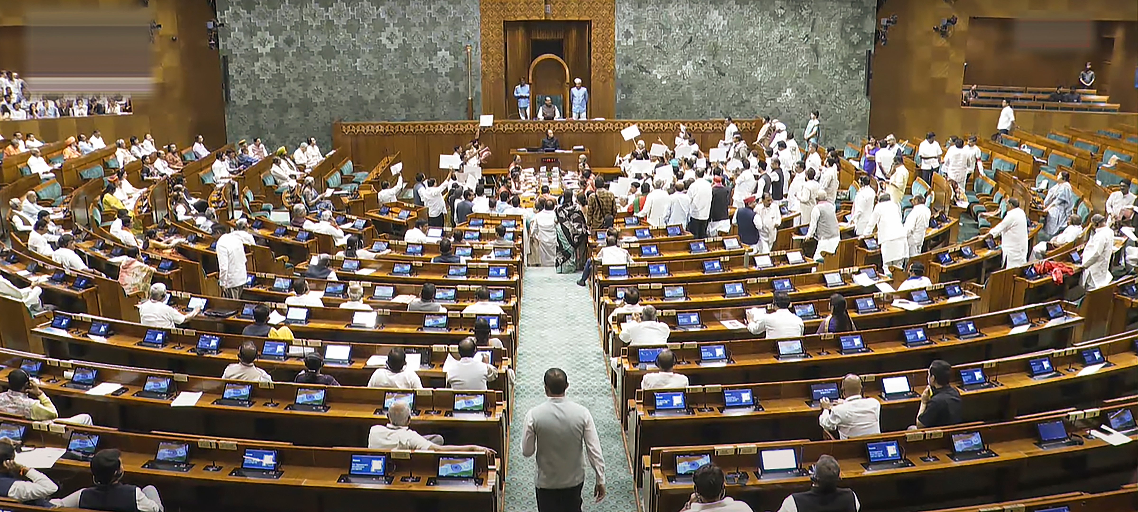 Parliament Monsoon Session Sees 26 Bills Passed In Lok Sabha And Rajya Sabha &mdash; Details Here