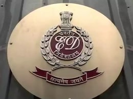 ED ने बिहार में मारी राष्ट्रपति पुरस्कार हासिल करने वाली पंचायत मुखिया के घर रेड ED ने बिहार में मारी राष्ट्रपति पुरस्कार हासिल करने वाली पंचायत मुखिया के घर रेड