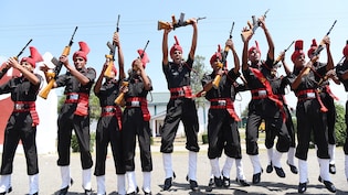 पूर्व अग्निवीरों के लिए BSF में कांस्टेबल पद पर अब 50 प्रतिशत कोटा, सरकार ने जारी की नोटिफिकेशन