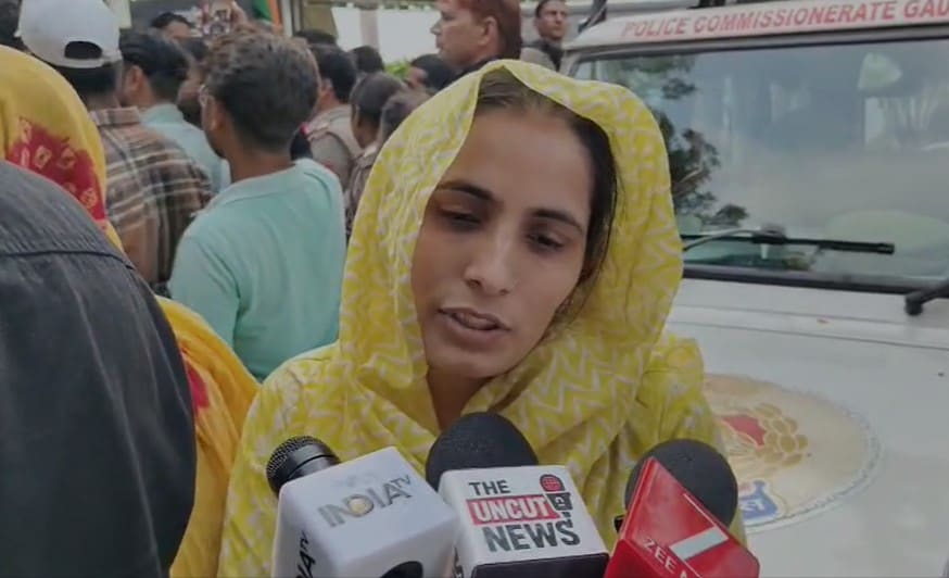 निक्की की बहन कंचन. निक्की की बहन कंचन.
