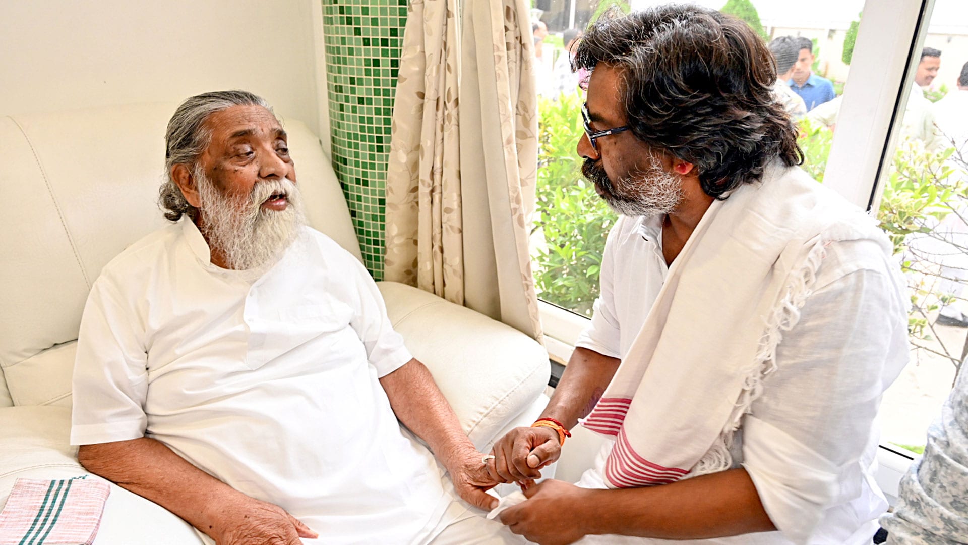 Dishom Guru Shibu Soren Dies At 81, Son Hemant Says "Lost Everything"