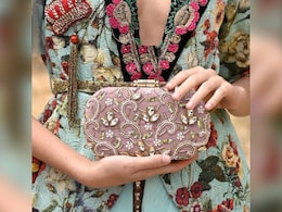 ये Stylish Clutch आपके हर लुक को बनाएंगे Royal और Attractive, कीमत जान रहे जाएंगे हैरान ये Stylish Clutch आपके हर लुक को बनाएंगे Royal और Attractive, कीमत जान रहे जाएंगे हैरान