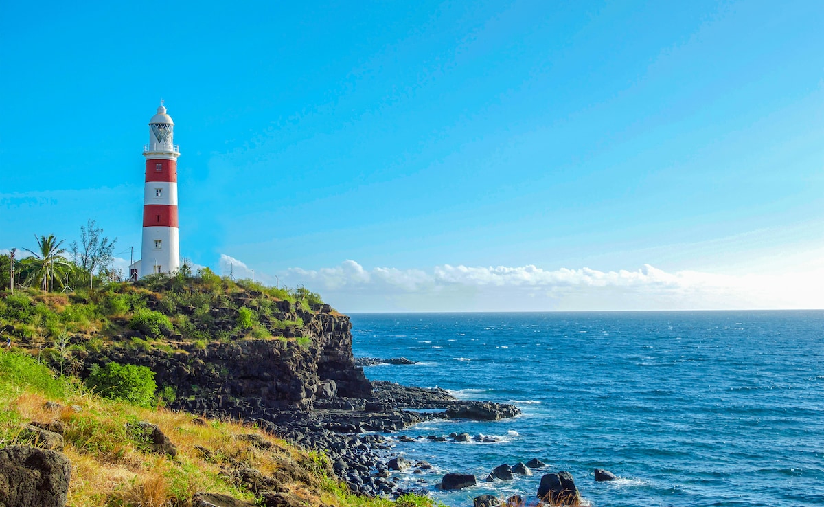 Mauritius Is Offering A Premium Travel Visa For Free: How To Apply