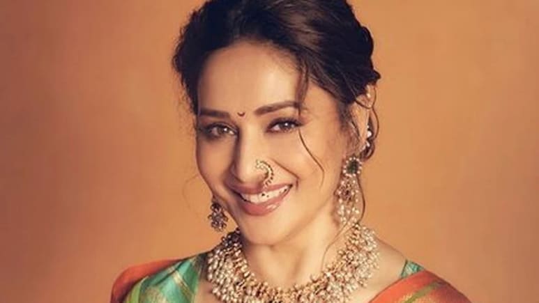 गणेश चतुर्थी फैशन के लिए परफेक्ट हैं एक्ट्रेस के ये 10 लुक्स, 5वीं में दिखेगी सादगी गणेश चतुर्थी फैशन के लिए परफेक्ट हैं एक्ट्रेस के ये 10 लुक्स, 5वीं में दिखेगी सादगी