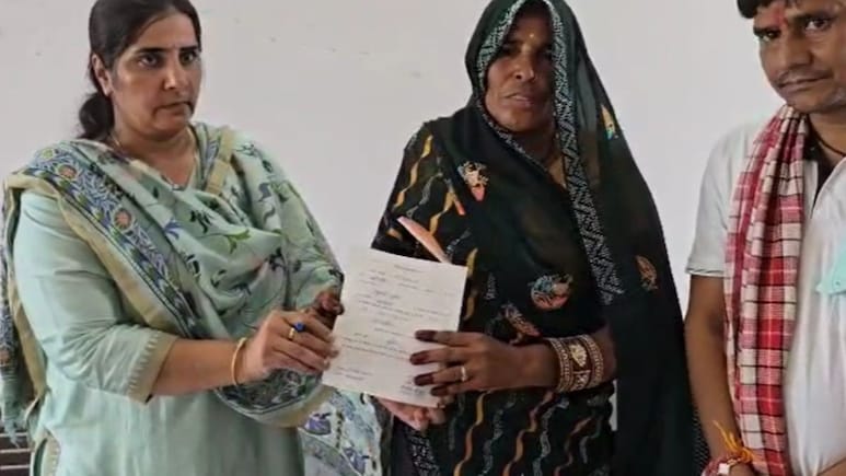 करौली पंचायत उपचुनाव के नतीजों से बीजेपी और कांग्रेस में सन्नाटा, दोनों पार्टी को लगा बड़ा झटका