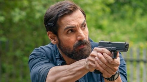 'होशियारी से छिपाया, जॉन अब्राहम को नहीं आती एक्टिंग'- इस एक्ट्रेस ने खोल दी एक्टर की पोल