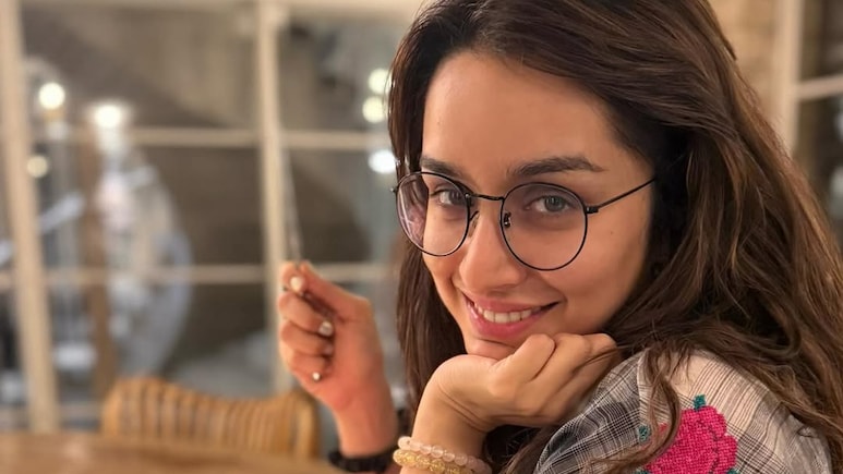 स्कूल के दिनों में कैसी दिखती थीं श्रद्धा कपूर, उनके जूनियर ने बताया कैसा था एक्ट्रेस का लुक