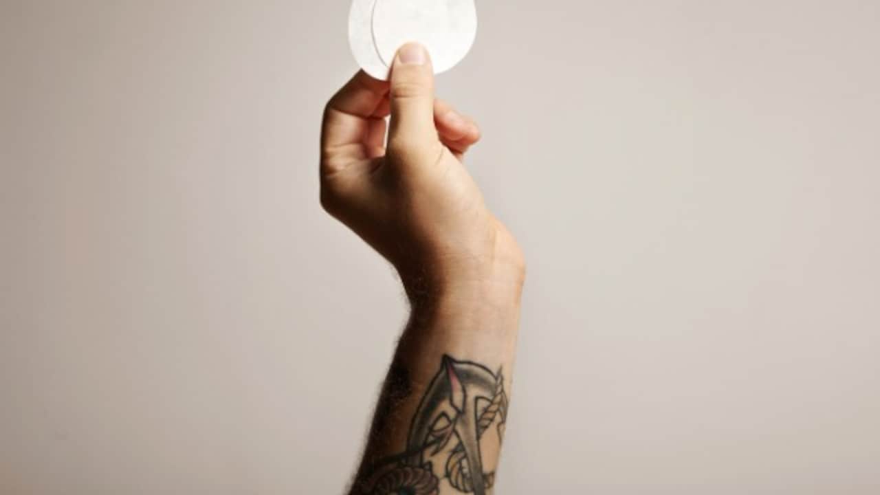 Get ready to take on the day without worrying about sweat stains with sweat pads 
