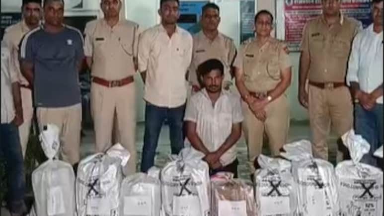 मिक्सर टैंकर में राजस्थान पहुंची पंजाब मेड 1 करोड़ की शराब, एक दशक में पुलिस की सबसे बड़ी कार्रवाई मिक्सर टैंकर में राजस्थान पहुंची पंजाब मेड 1 करोड़ की शराब, एक दशक में पुलिस की सबसे बड़ी कार्रवाई