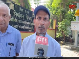 Declared Dead By Poll Body, Bihar Man Visits CEO's Office To Say He Is Alive Declared Dead By Poll Body, Bihar Man Visits CEO's Office To Say He Is Alive
