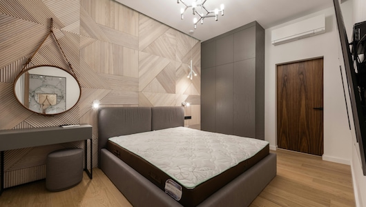 अब कम कीमत में मिलेगा ज़्यादा आराम, प्रीमियम क्वालिटी वाले ये शानदार Bed Mattress की डील्स न करें मिस