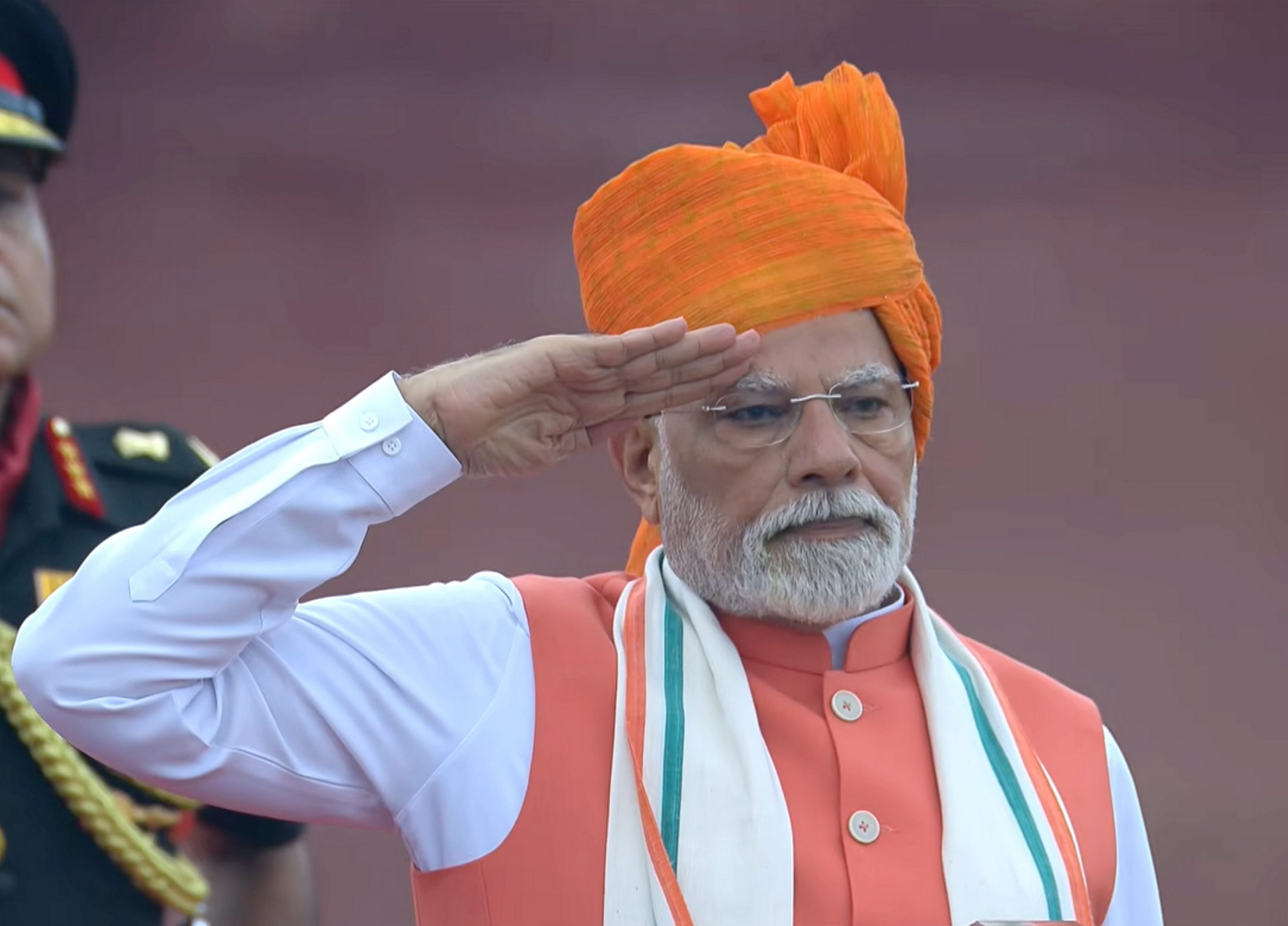 मोदी दीवार बनकर खड़ा है... ट्रंप के टैरिफ पर लाल किले से PM मोदी का सबसे बड़ा मैसेज