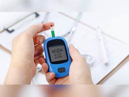 Diabetes के मरीजों को कैसे खाने चाहिए फल? डाइटिशियन ने बताया इस तरह खाने पर कभी नहीं बढ़ेगा Blood Sugar Level Diabetes के मरीजों को कैसे खाने चाहिए फल? डाइटिशियन ने बताया इस तरह खाने पर कभी नहीं बढ़ेगा Blood Sugar Level