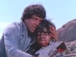 फ्लॉप के डर से शोले में अमिताभ बच्चन की मौत का सीन हटाना चाहते थे मेकर्स, इस वजह से नहीं चला पाए अपनी मर्जी फ्लॉप के डर से शोले में अमिताभ बच्चन की मौत का सीन हटाना चाहते थे मेकर्स, इस वजह से नहीं चला पाए अपनी मर्जी