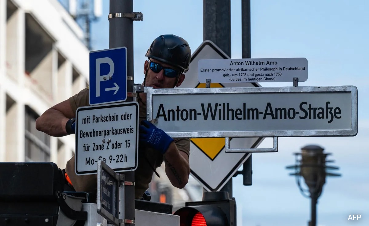 Berlin Renames 'Moors Street' to Honor Philosopher