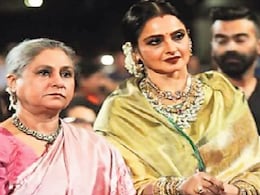 जब रेखा ने राज्यसभा सदस्य के रूप में लिया था शपथ, जया बच्चन ने दिया था कुछ यूं रिएक्शन जब रेखा ने राज्यसभा सदस्य के रूप में लिया था शपथ, जया बच्चन ने दिया था कुछ यूं रिएक्शन
